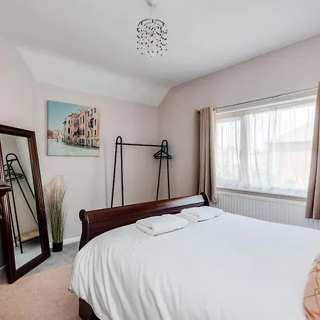 The Oxford Abode - 3-Bedroom House - Large Garden & Free Parking Exterior photo