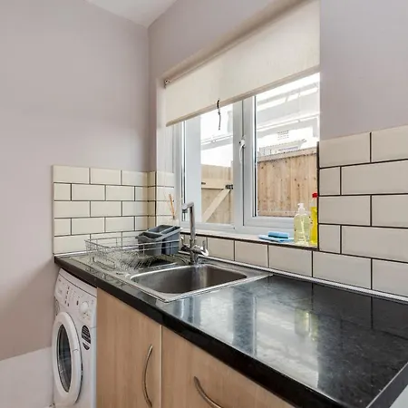 The Oxford Abode - 3-Bedroom House - Large Garden & Free Parking Exterior photo