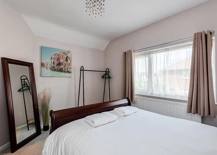 The Oxford Abode - 3-Bedroom House - Large Garden & Free Parking